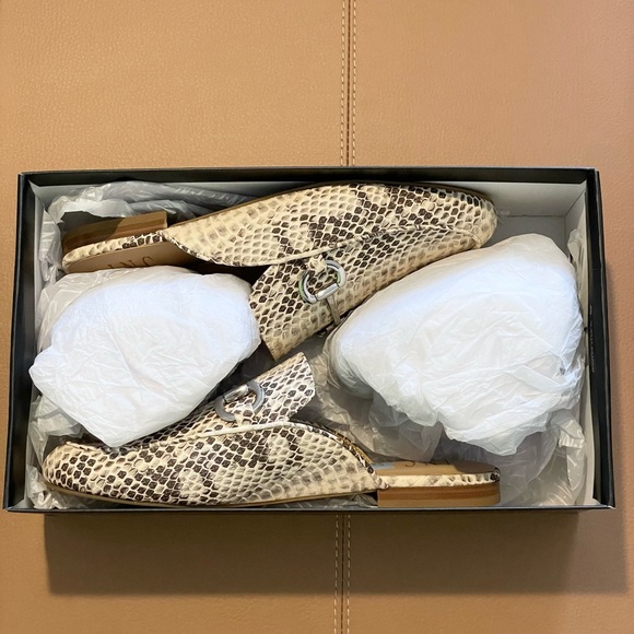 Brand new I.N.C Giliap Nat Snake Size 6 (But it’s more like size 7) - Picture 3 of 5